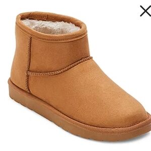 Arizona Womens Sandie Flat Heel Winter Boots.